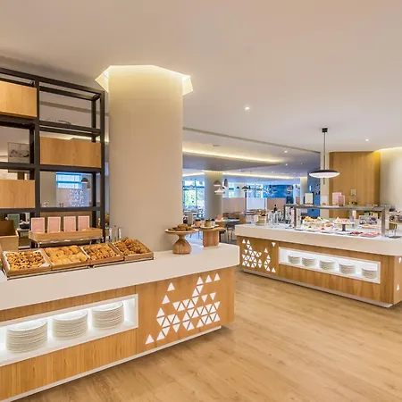 Barceló V Centenario Hotel 4*