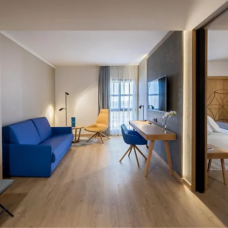 Barcelo V Centenario Hotel 4*