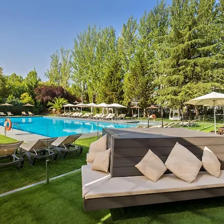 מלון Barcelo V Centenario Caces