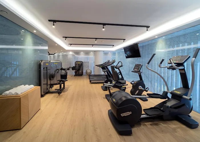 Hotel Barcelo V Centenario 4*