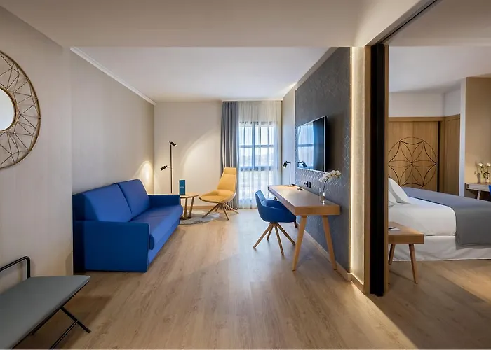 Barcelo V Centenario Hotel 4*